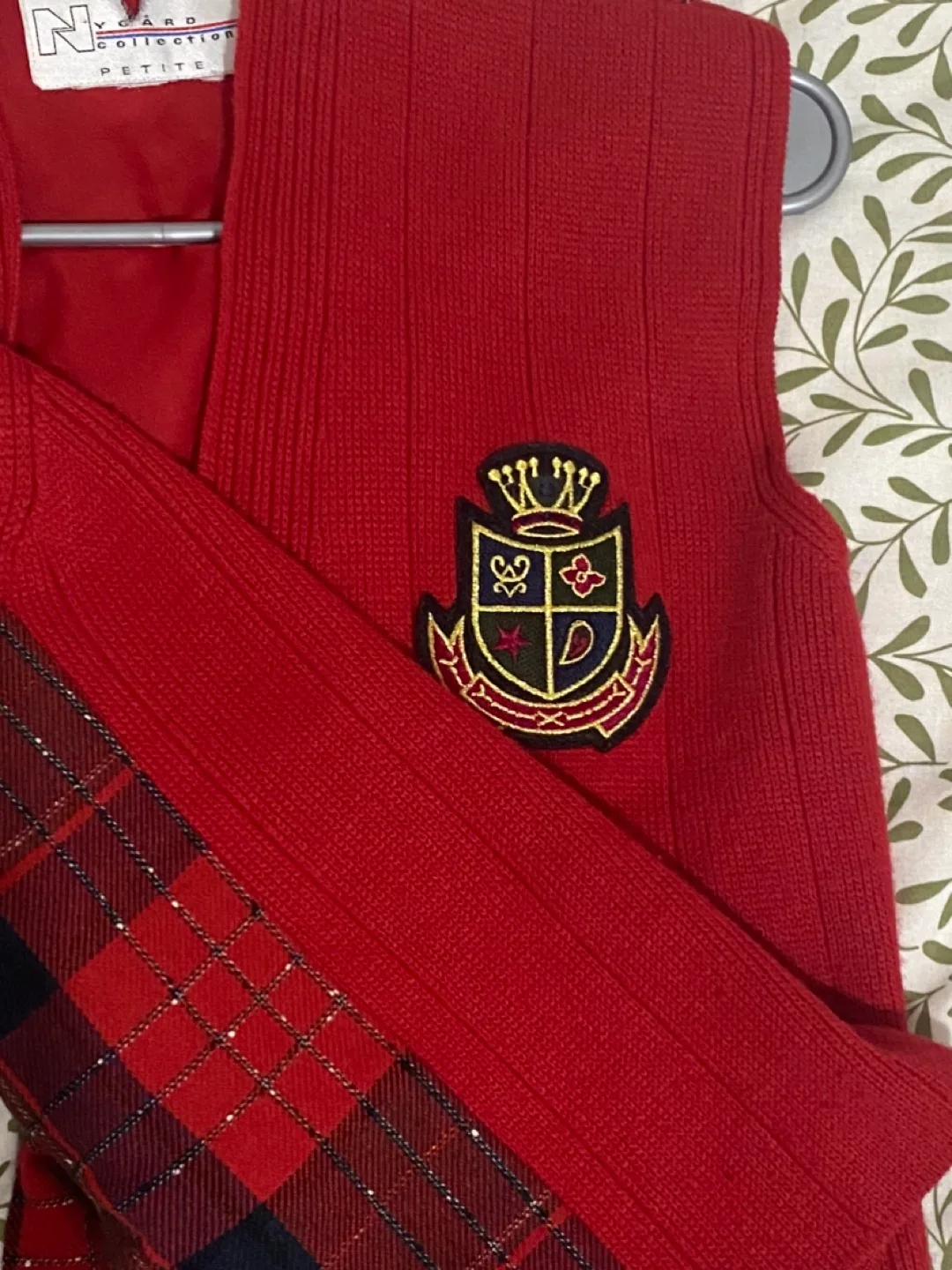 Vintage Red Knit Vest with Plaid Back image indicator(2)