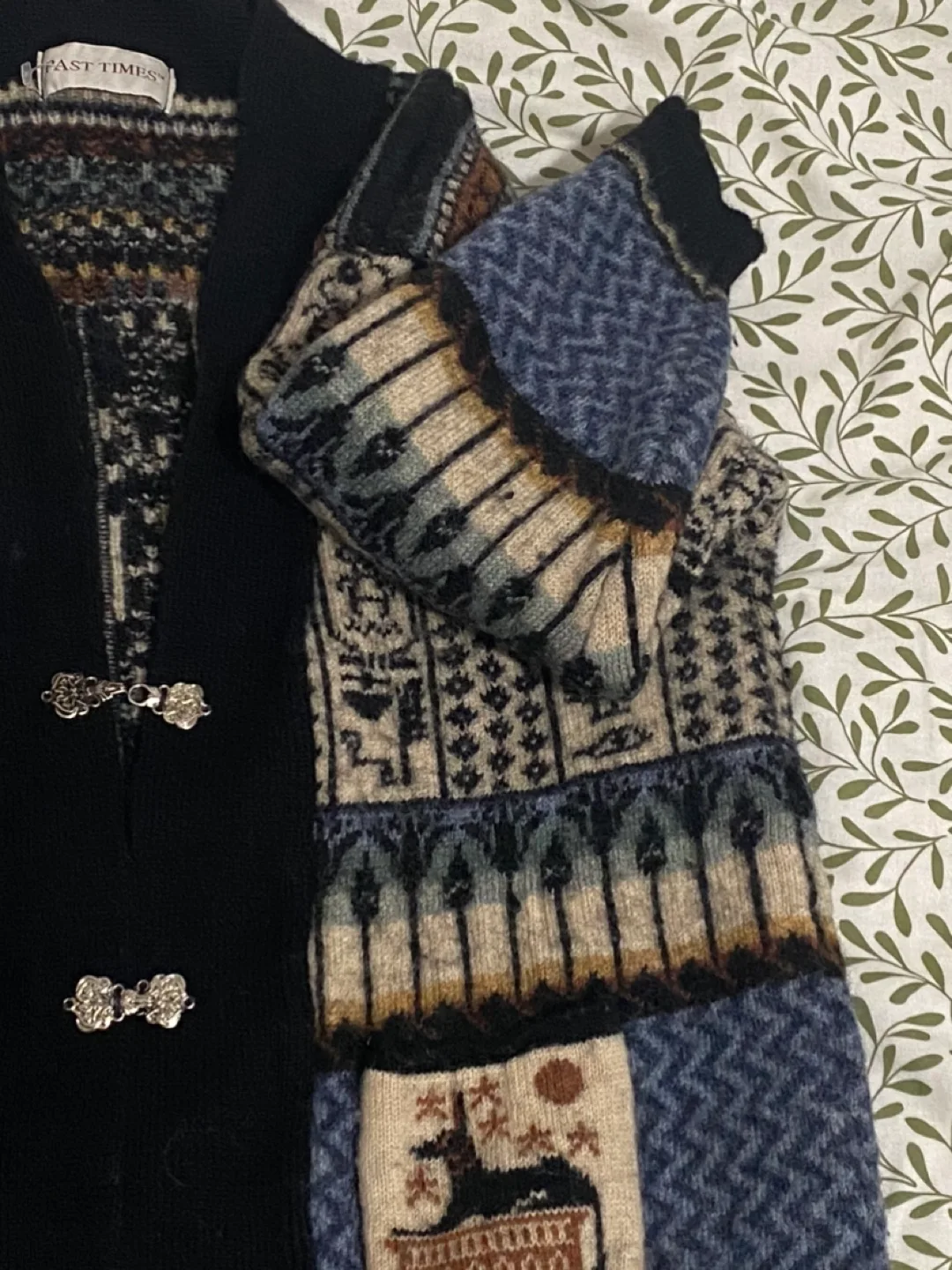 Vintage Knit Cardigan Sweater image indicator(2)