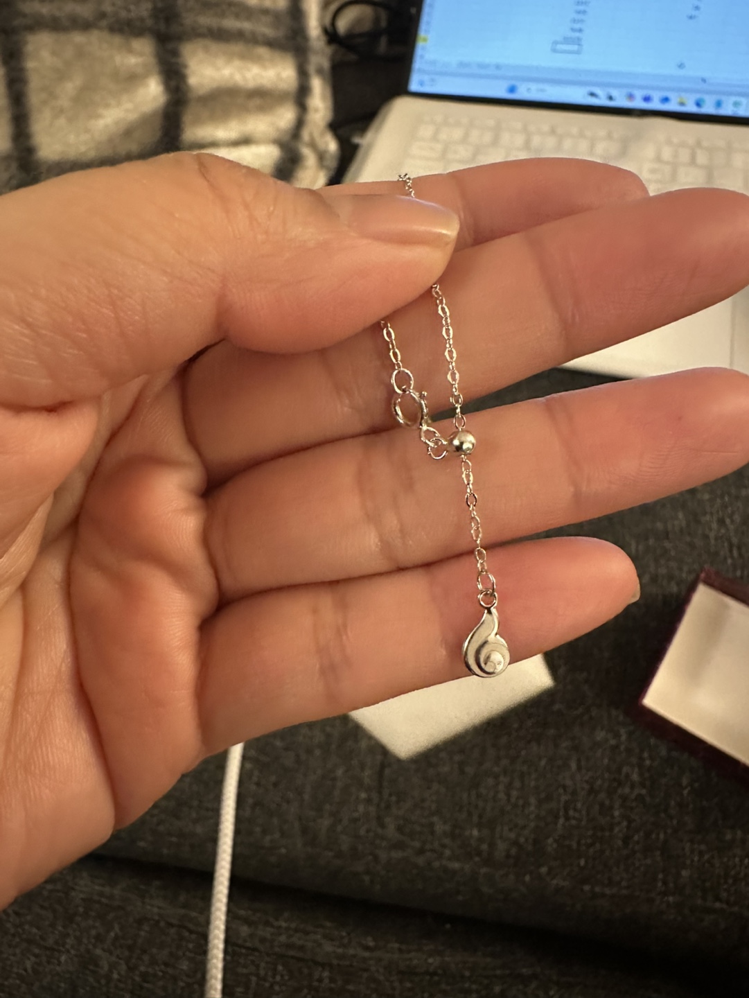 Elegant 925 Silver Necklace and Earring Set - photo 2