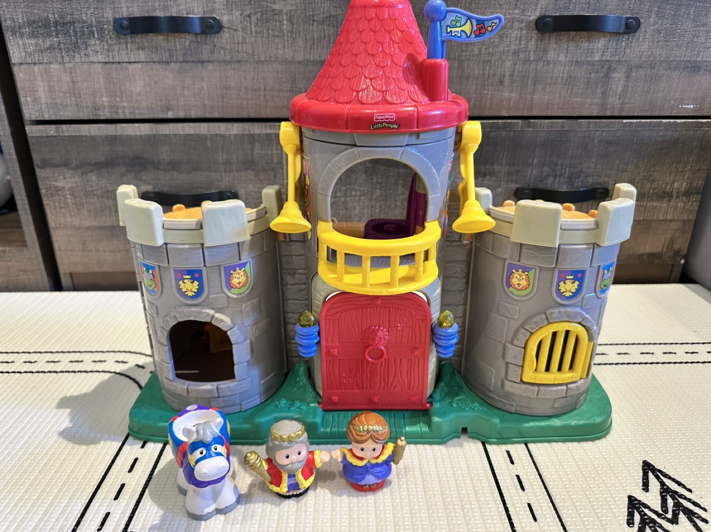 Fisher-Price Little People Royal Castle Playset