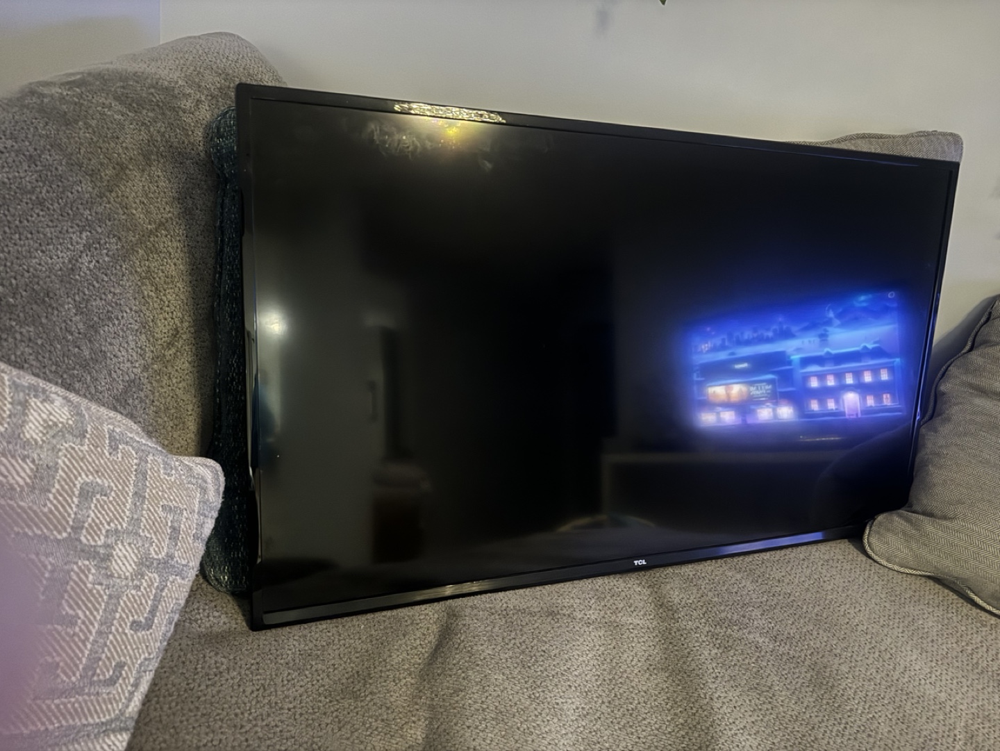 TCL 40 inch roku Smart TV