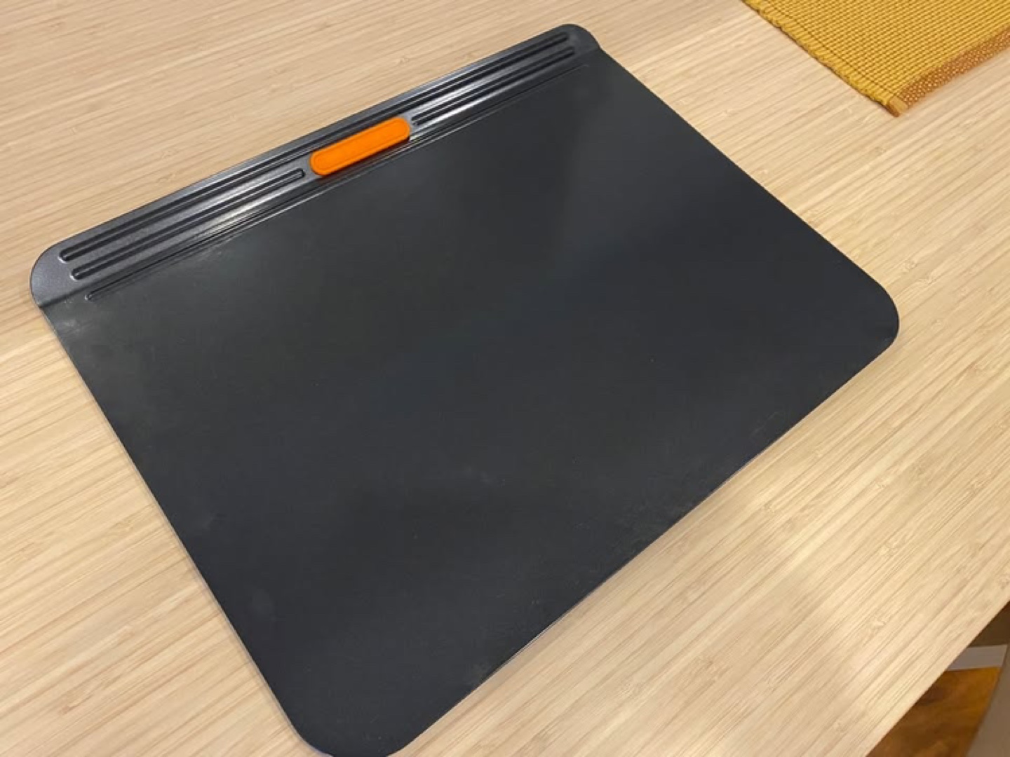 Le Creuset Insulated Metal Cookie Sheet - photo 2