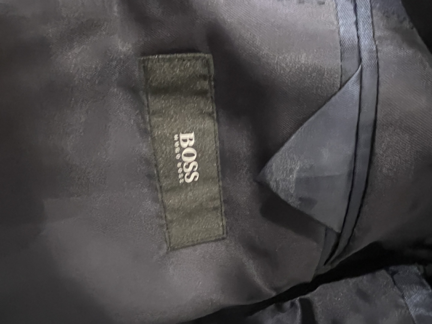 Hugo Boss Men's Suit - Size 42R - photo 2