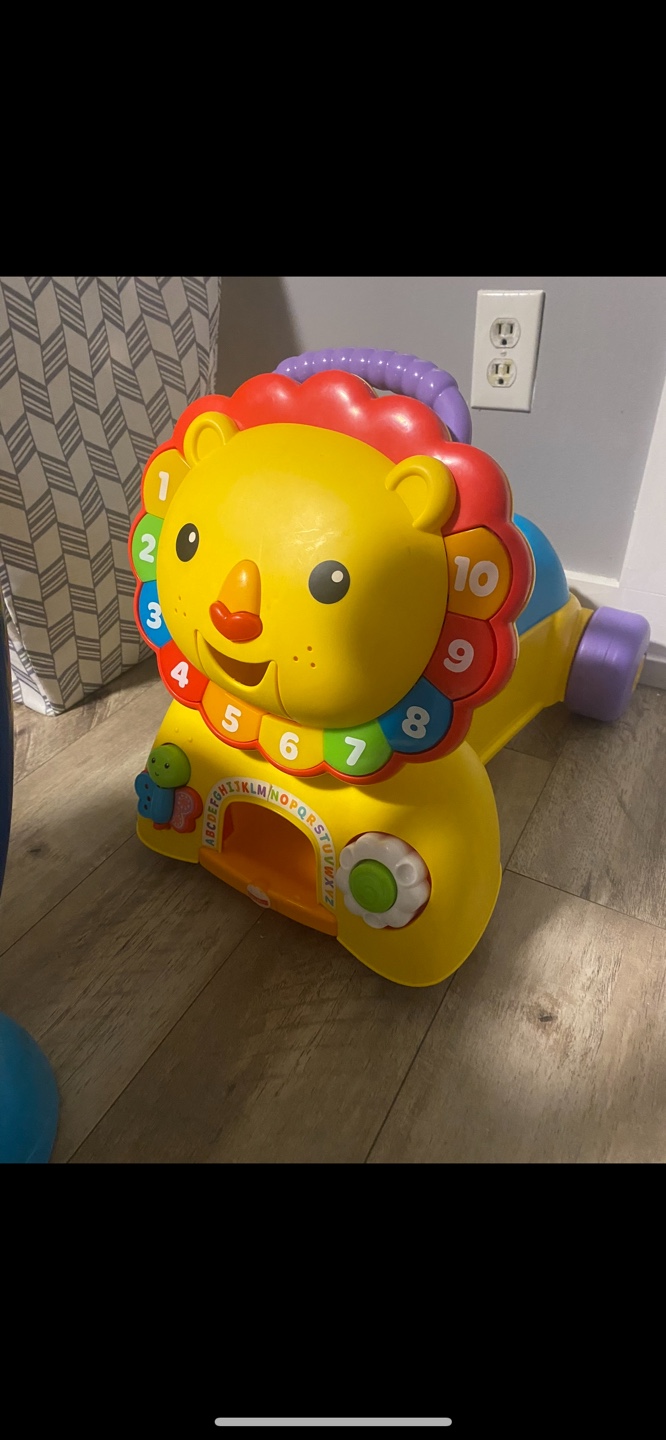 VTech Sit-to-Stand Lion Walker