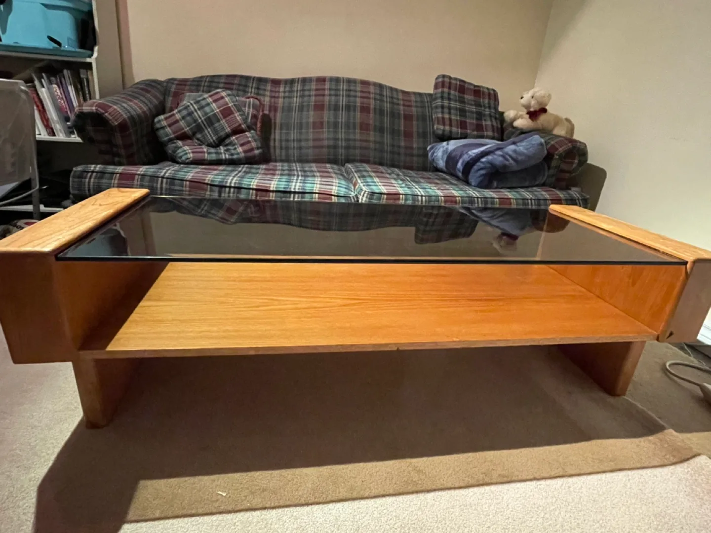 Solid Oak Coffee Table with Glass Top image indicator(2)