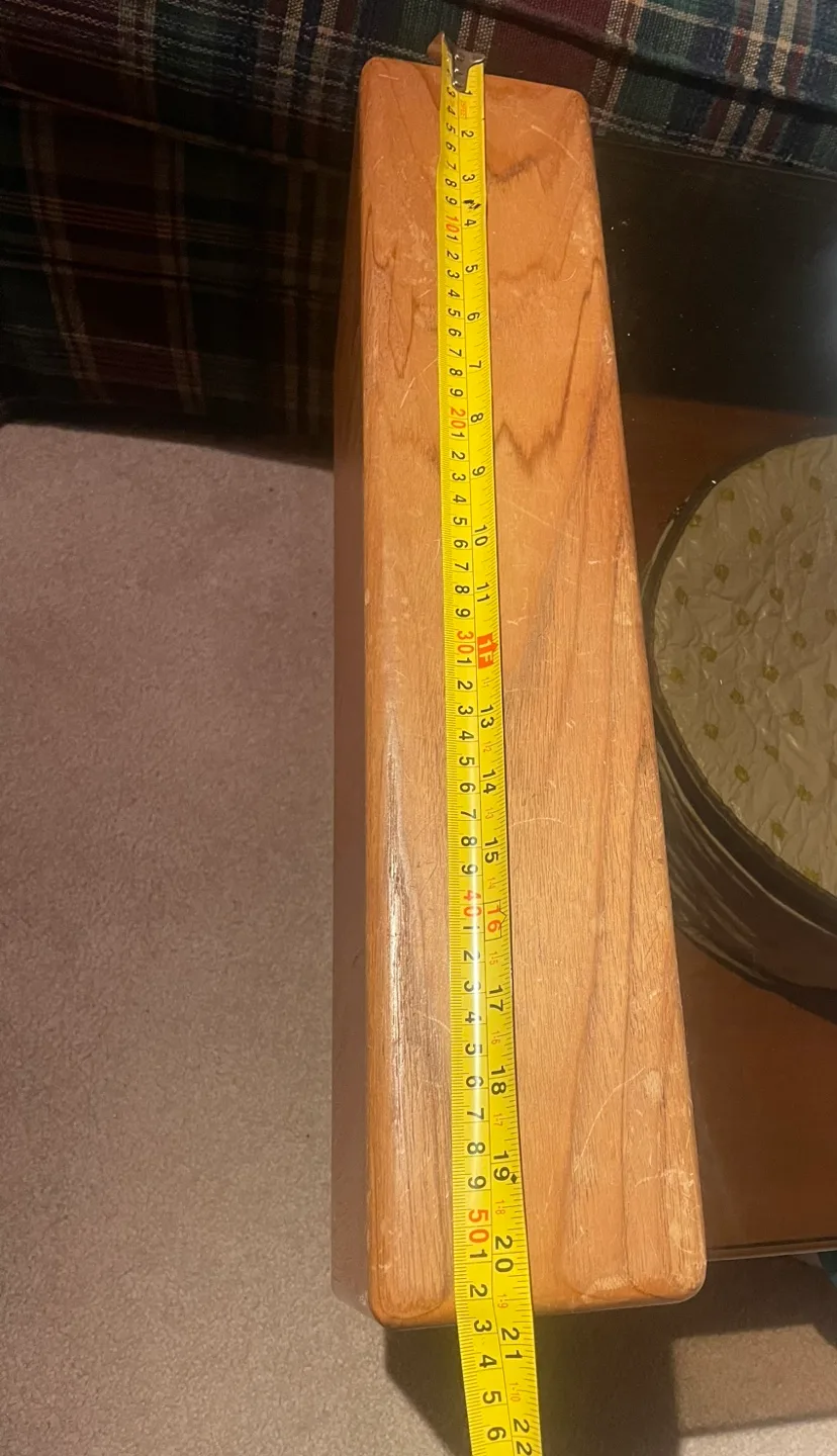 Solid Oak Coffee Table with Glass Top image indicator(7)