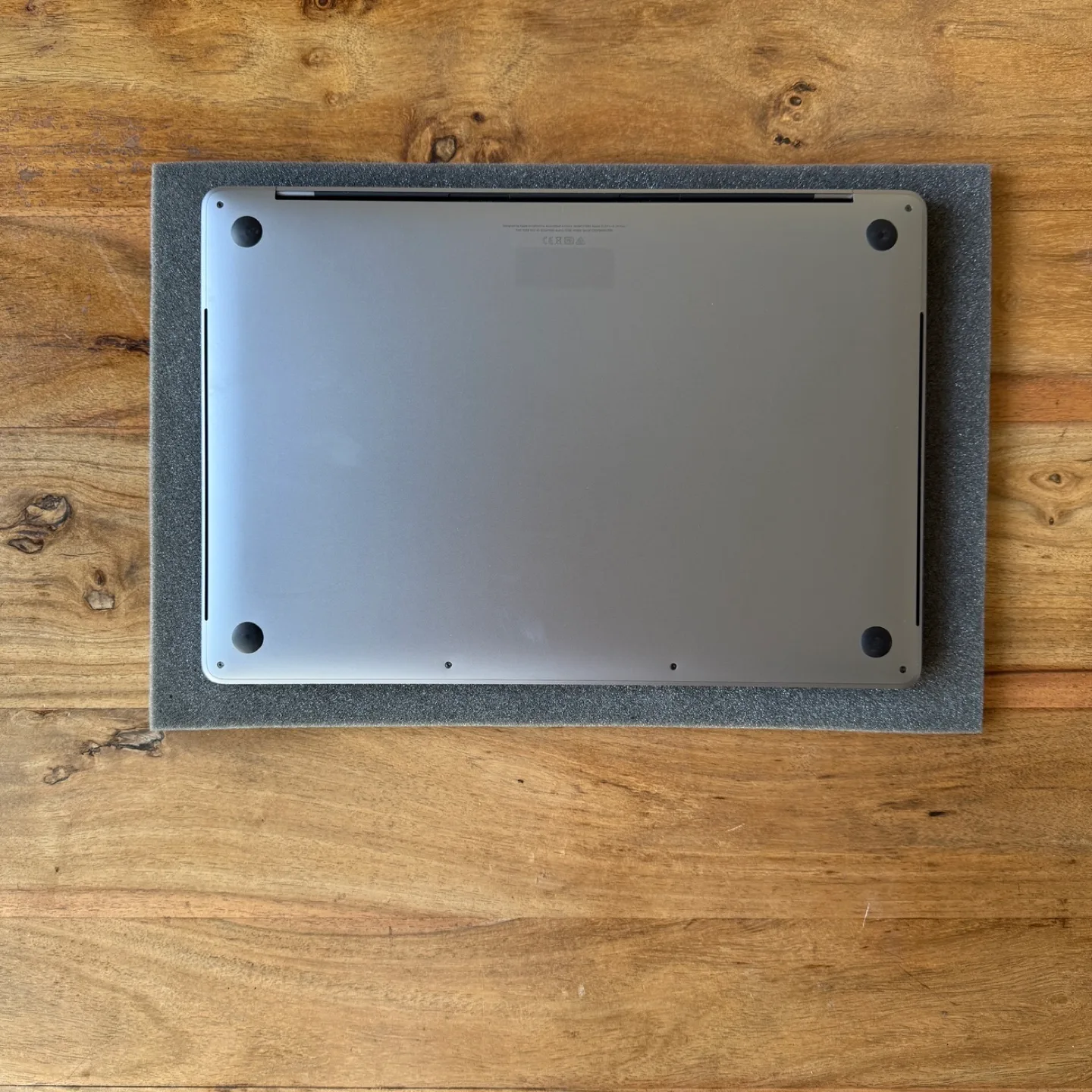 Apple MacBook Pro 15” A1990 | i7 2.6GHz | 32GB | 1TB SSD image indicator(9)