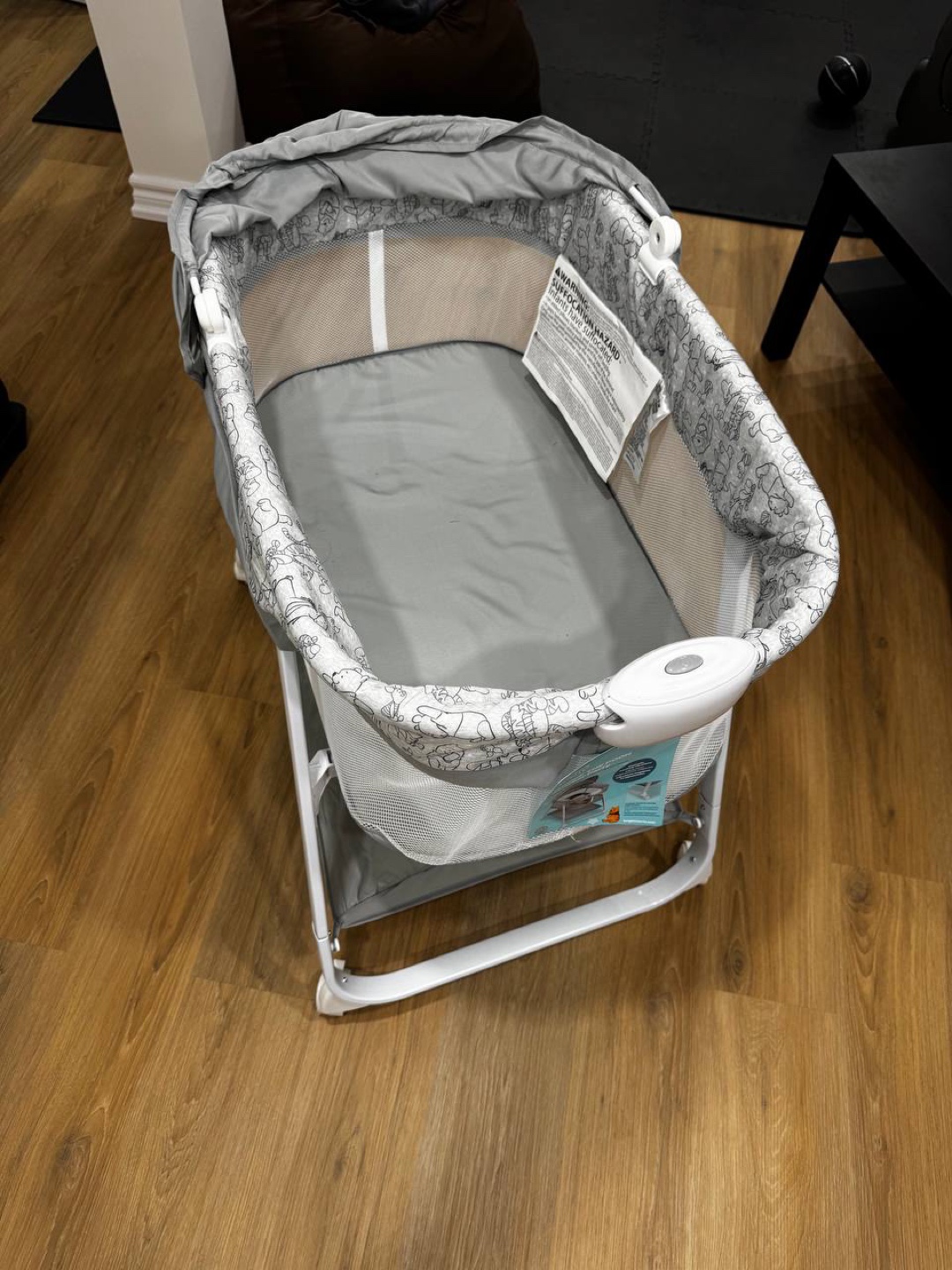 Bright Starts Winnie the Pooh Slumber Party Bassinet - photo 2