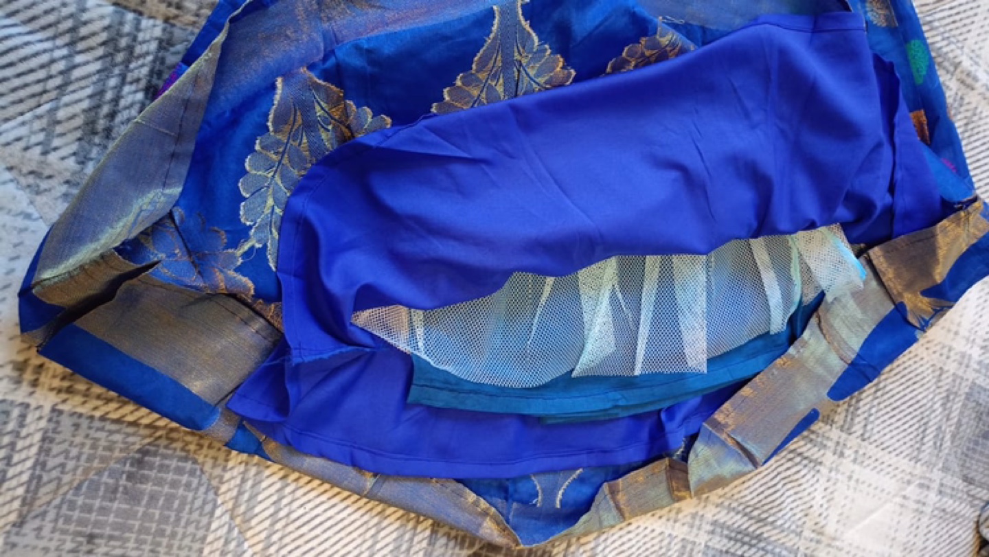 Beautiful Girls' Pattu gown. - photo 3