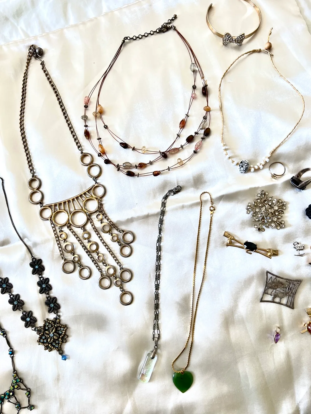 Big Jewellery Lot! Necklaces, Bracelets, Rings, Earrings, More! image indicator(4)