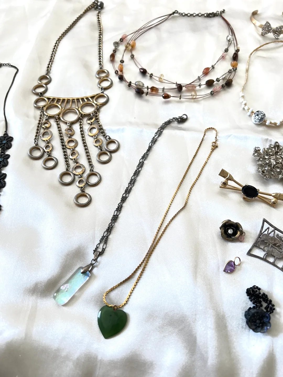 Big Jewellery Lot! Necklaces, Bracelets, Rings, Earrings, More! image indicator(10)