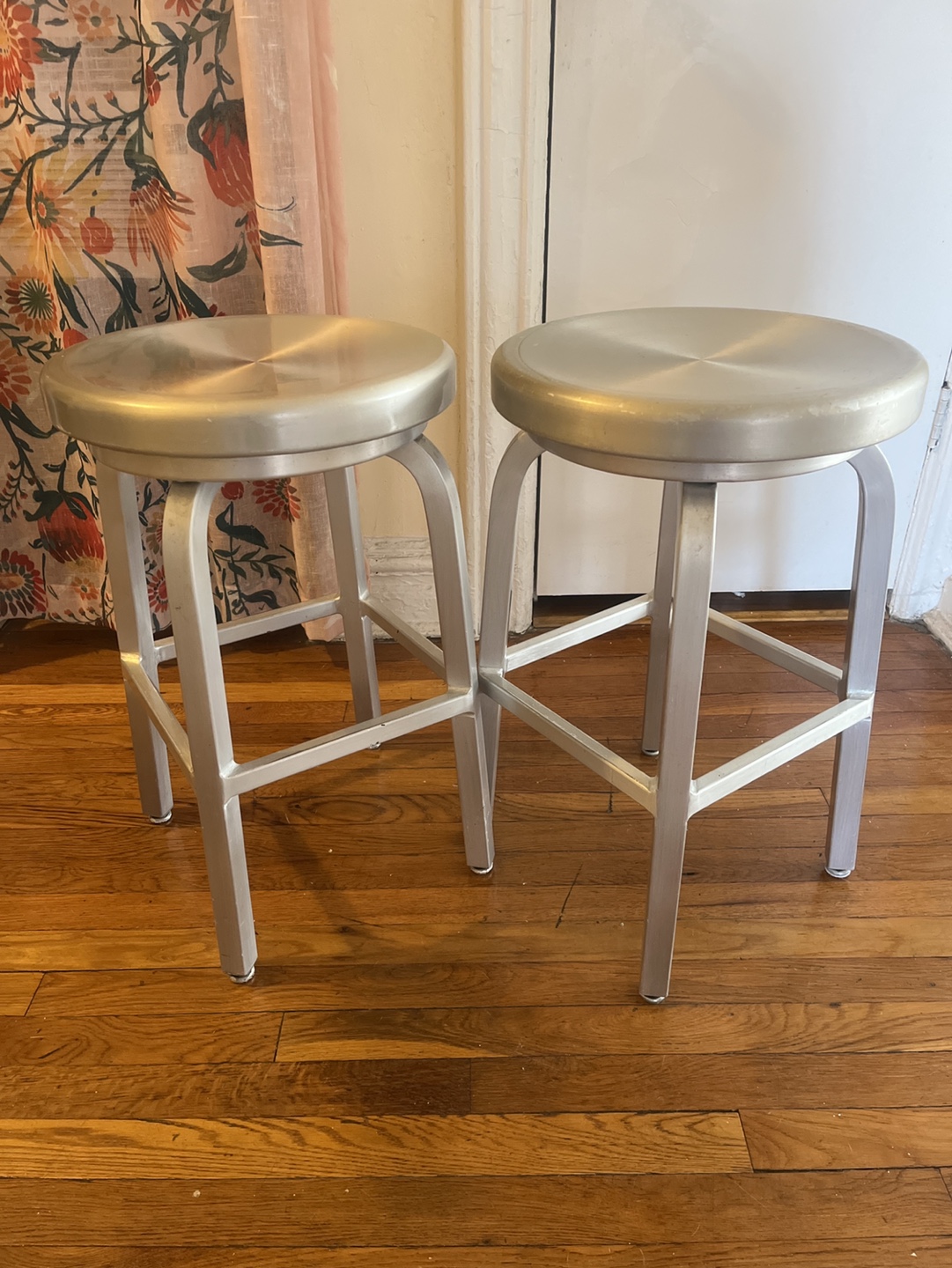 Pair of Metal Bar Stools
