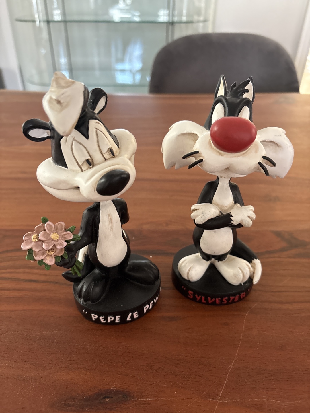 Pepe Le Pew and Sylvester Bobbleheads - photo 3