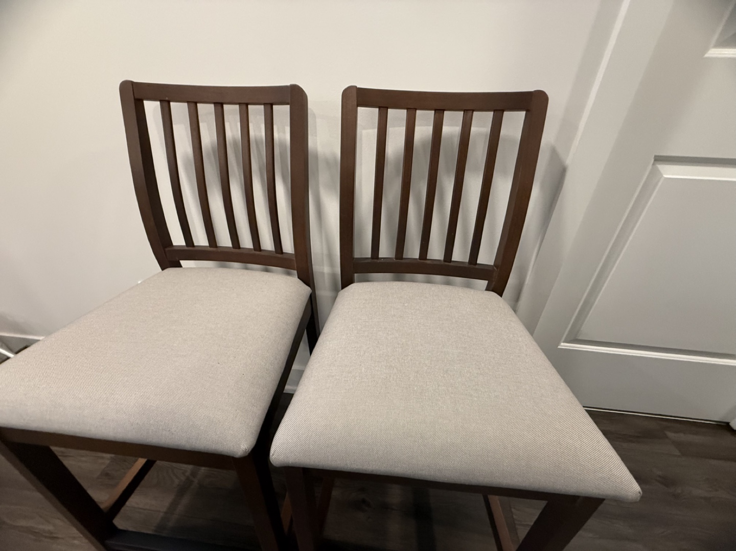 Free Delivery - Pair of Wooden high Chairs - photo 2