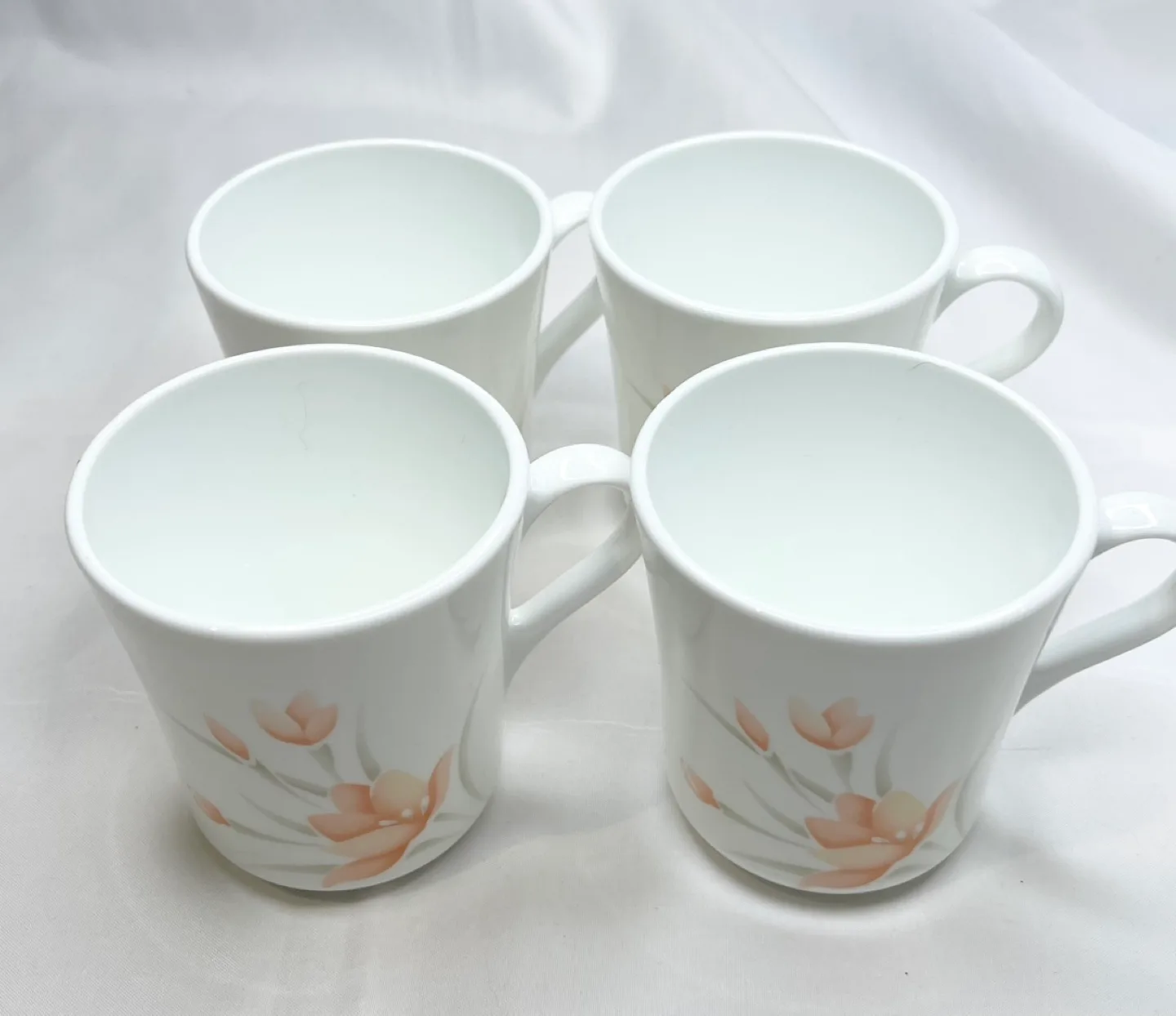 Set of Four vintage Corningware Mugs with Floral Design image indicator(2)