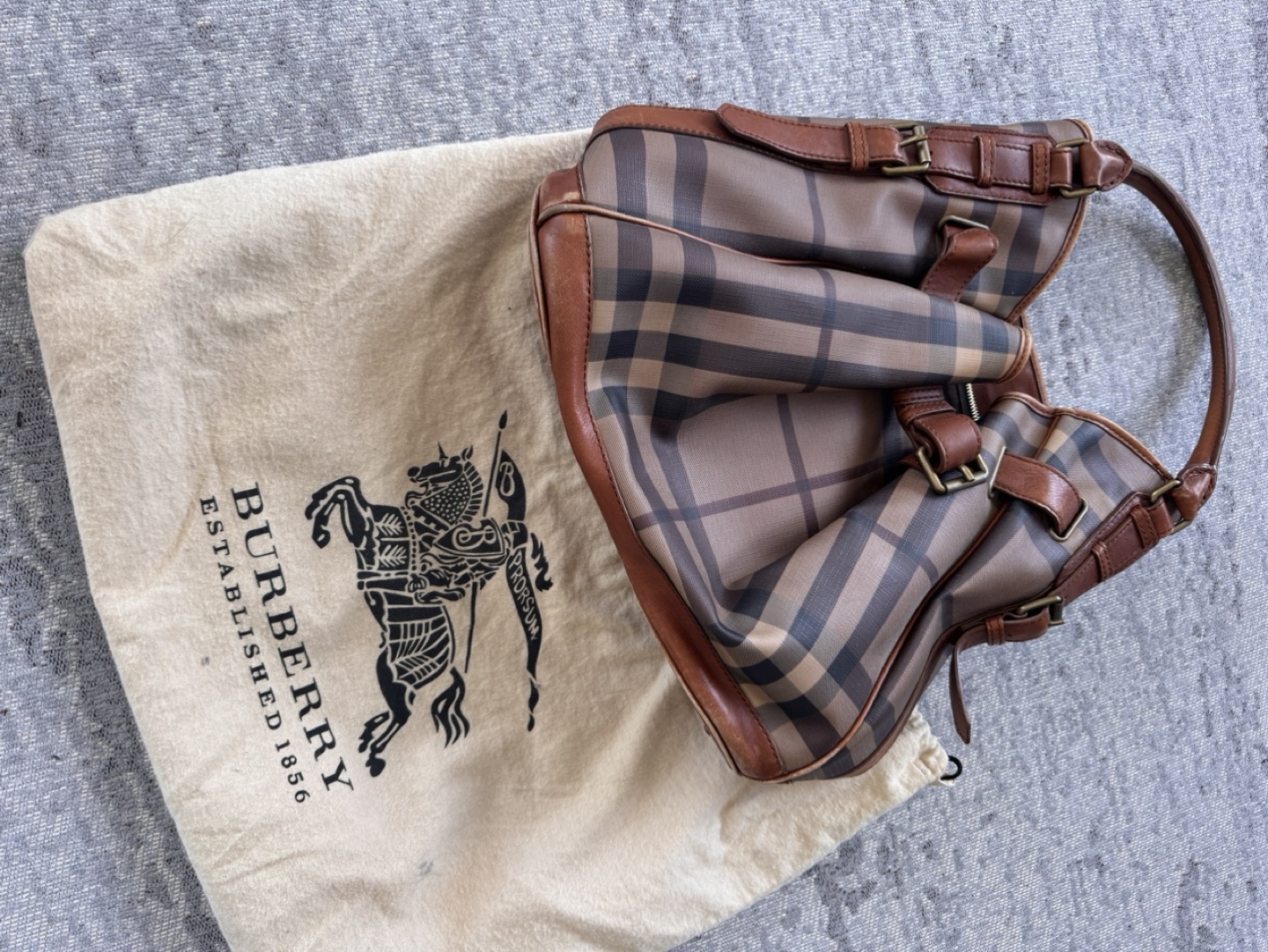 Burberry Purse (brown leather) - photo 2