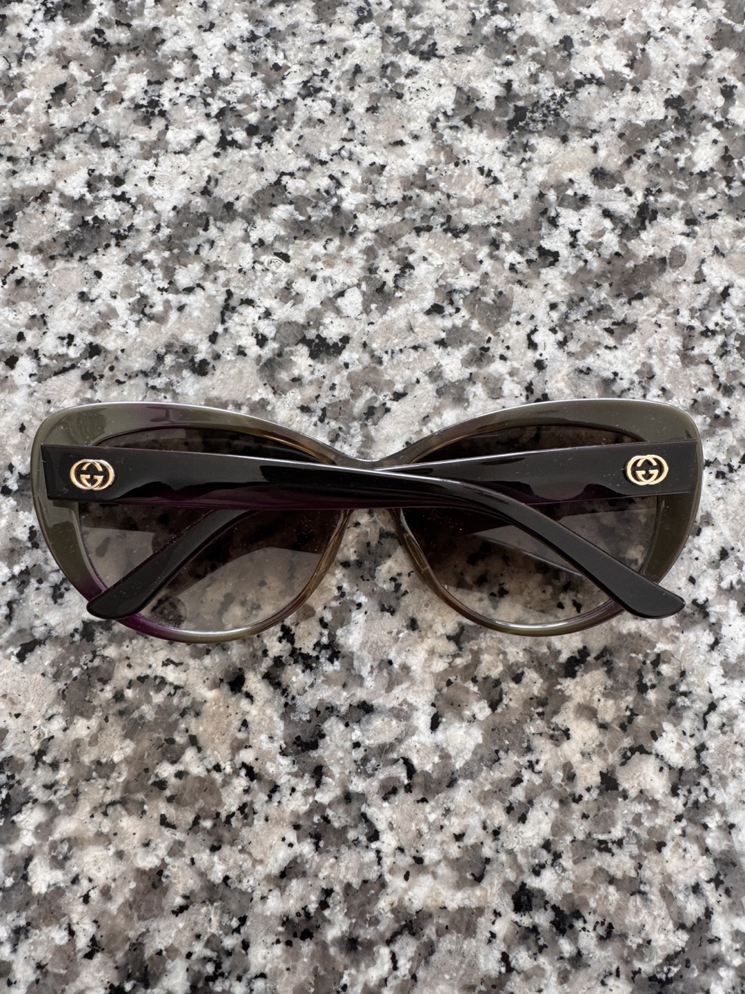 Women’s Gucci Sunglasses - photo 2