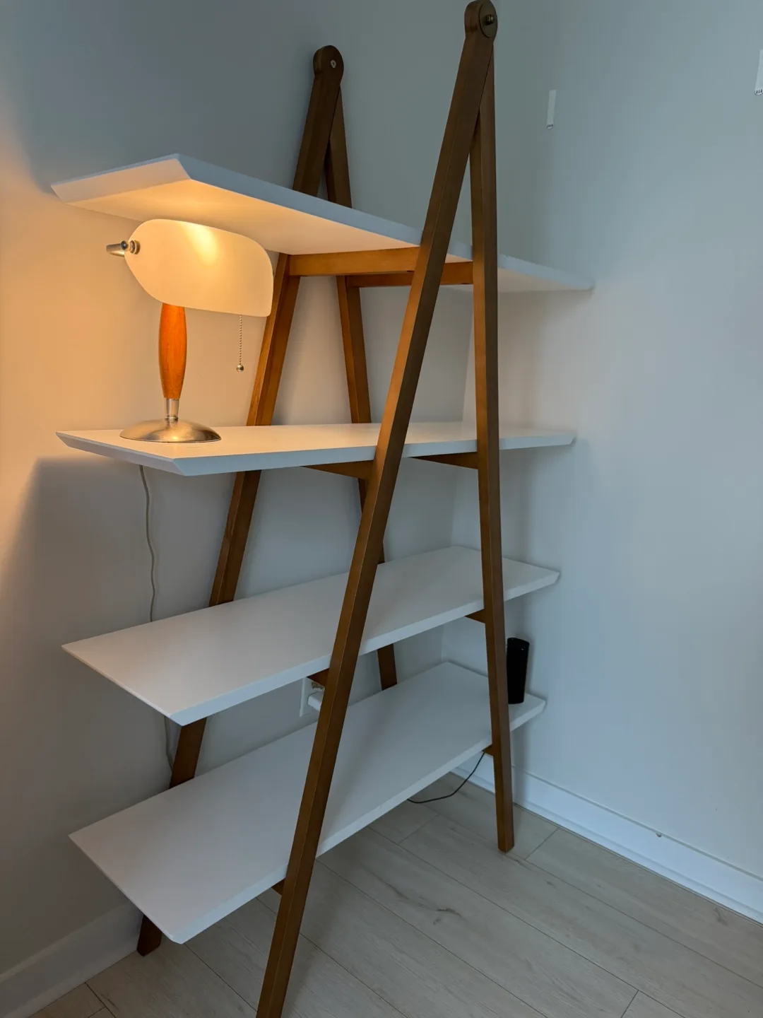 Article - Ladder Shelf - White and Wood image indicator(2)