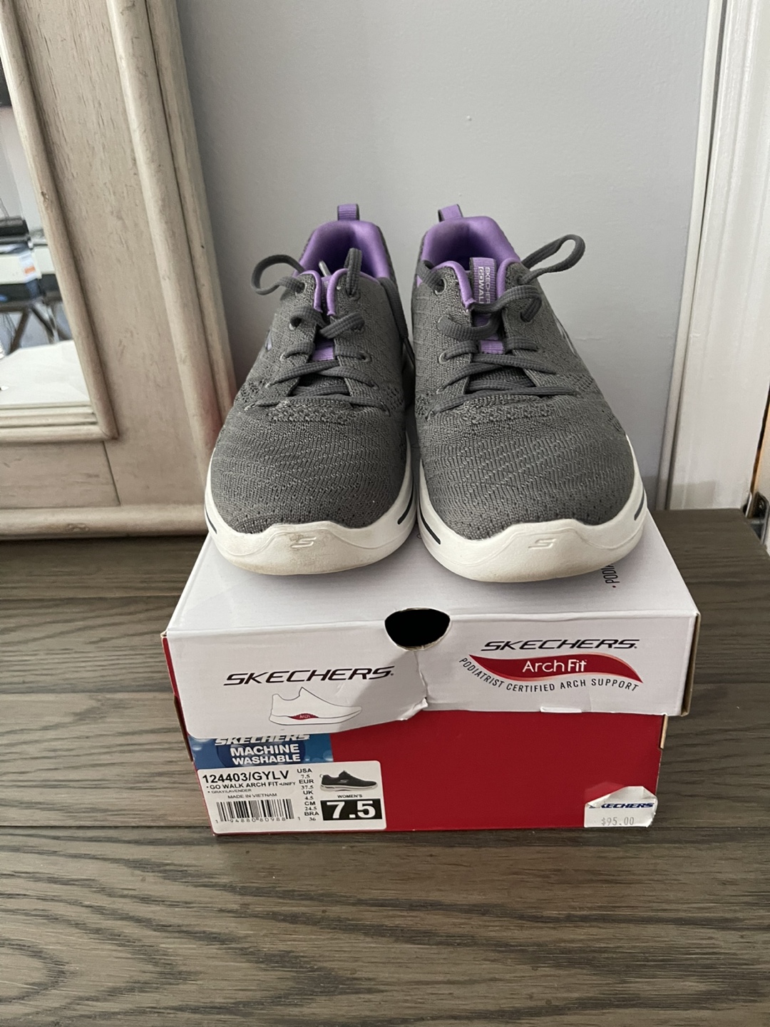 Skechers Arch Fit Women's Knit Sneakers Gray Purple Size 7.5