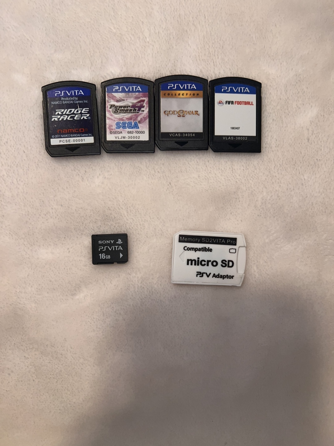Psvita with 4 games - photo 2