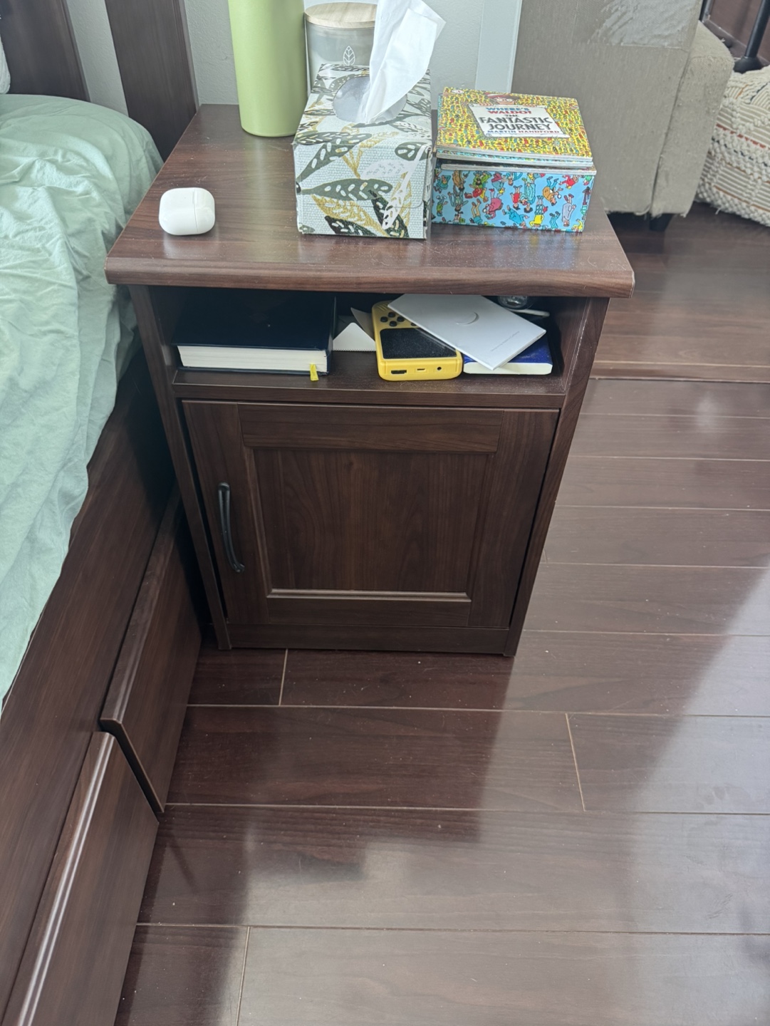 SONGESAND side table
