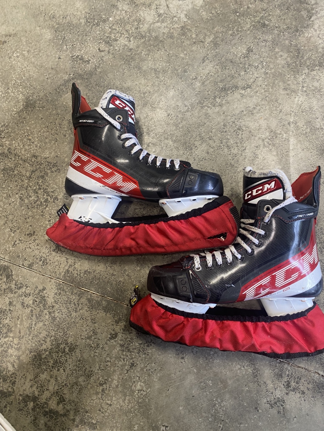 CCM Jetspeed Hockey Skates with Elite Hockey Skate Guards