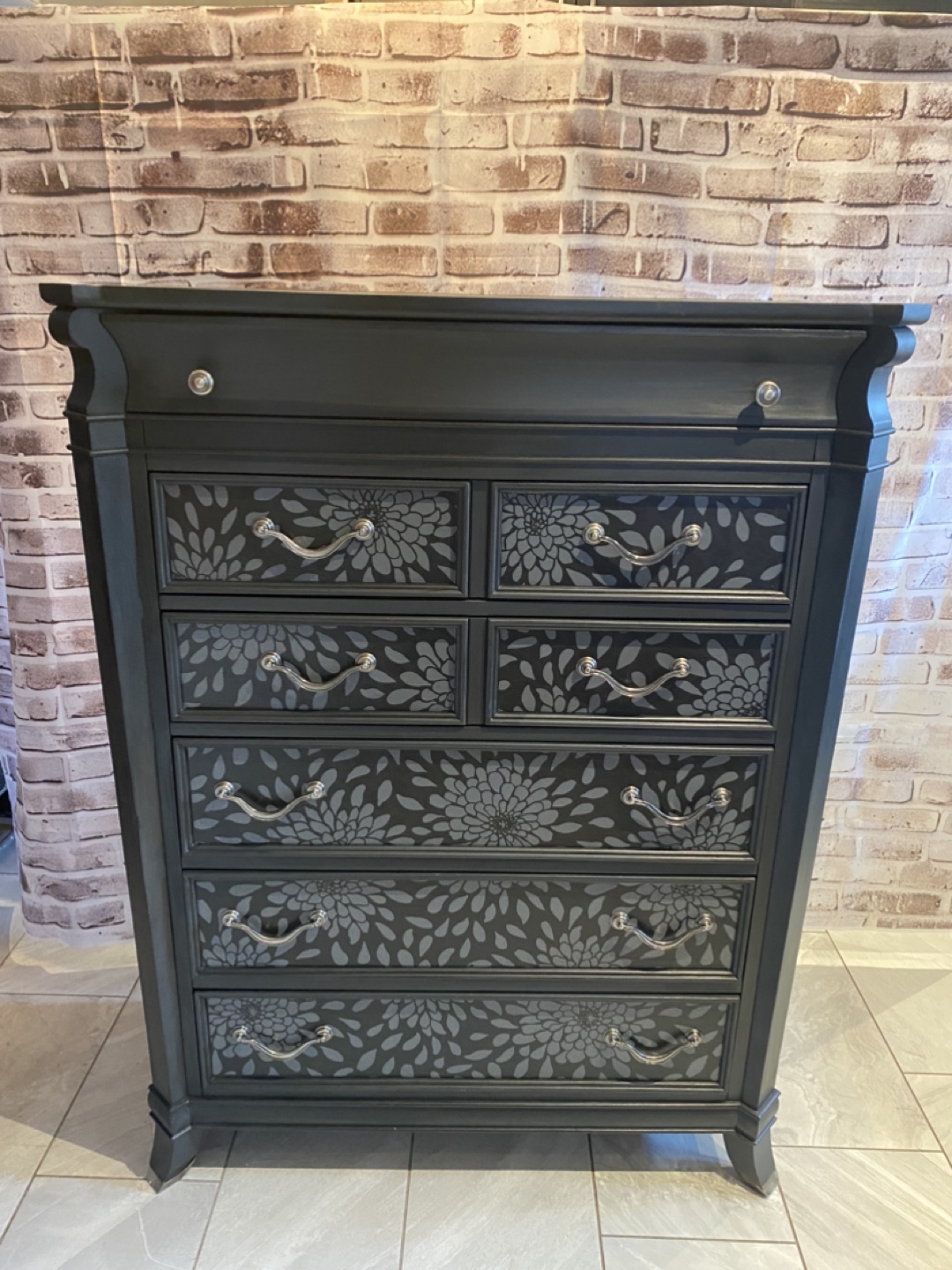 Dresser - photo 3