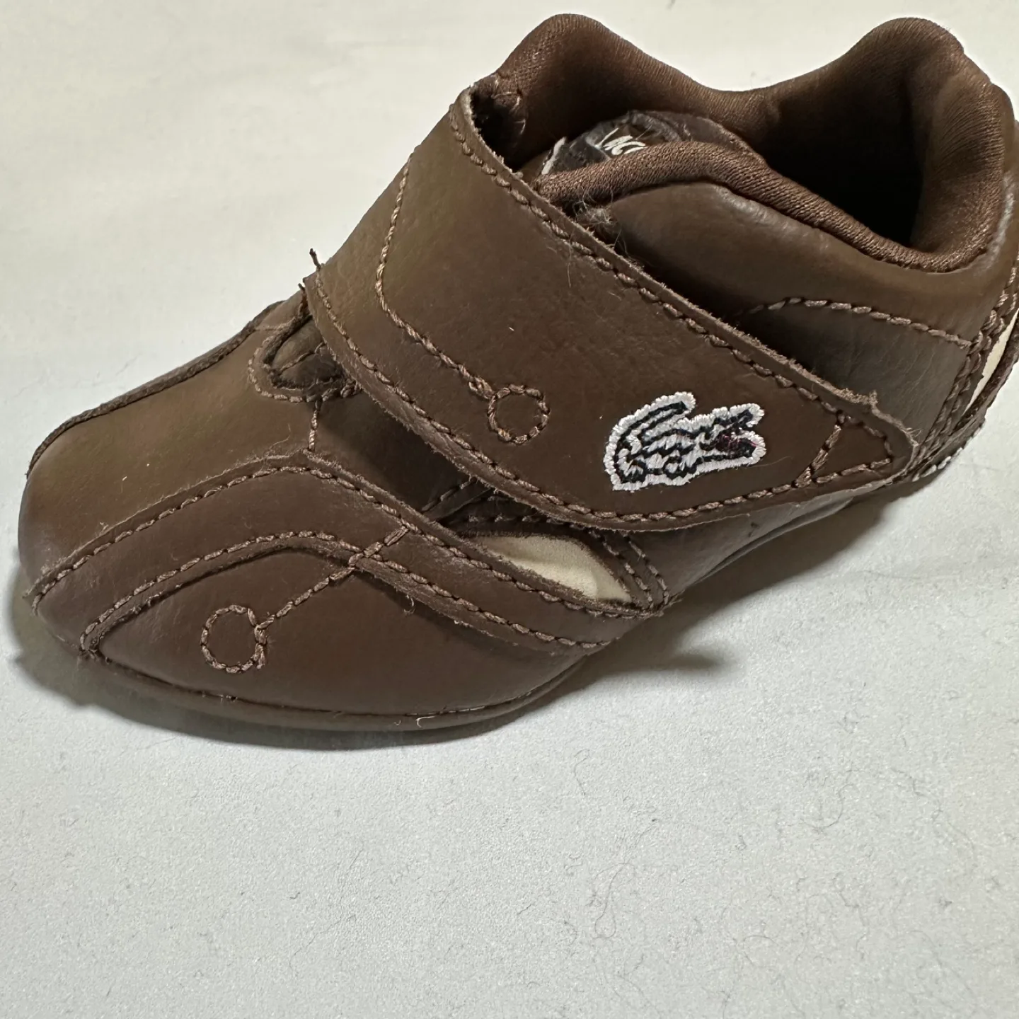 Infant Lacoste Brown Velcro Sneakers thumbnail