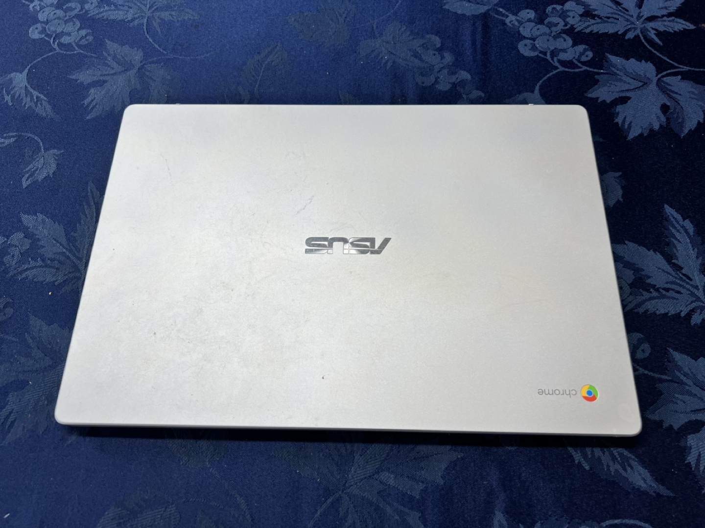 ASUS Chromebook C523N Laptop (For Parts) - photo 3