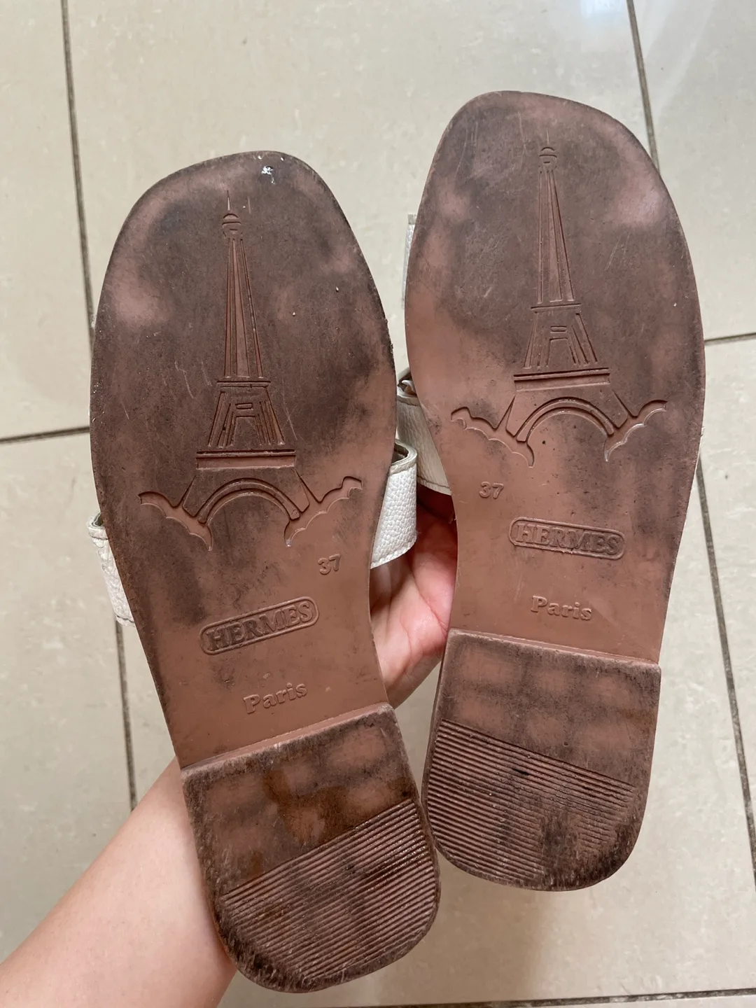 Hermès Oran Sandals Size 37 image indicator(4)