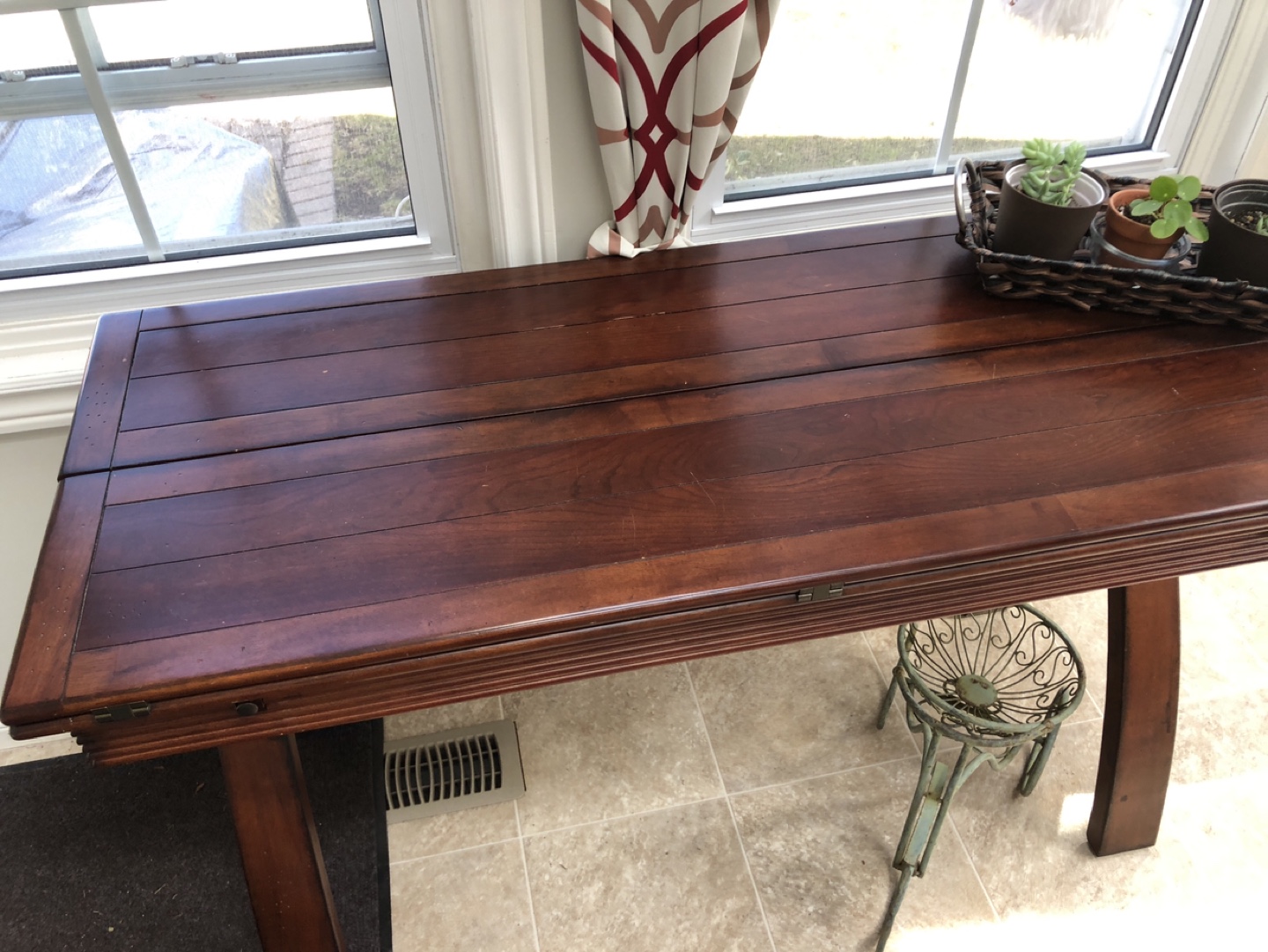 Table - photo 2
