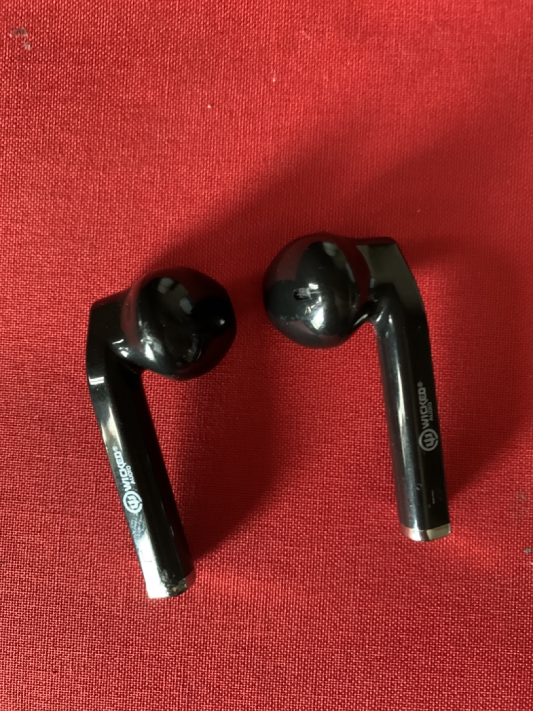 #freecycle.Wicked Audio Wireless Earbuds