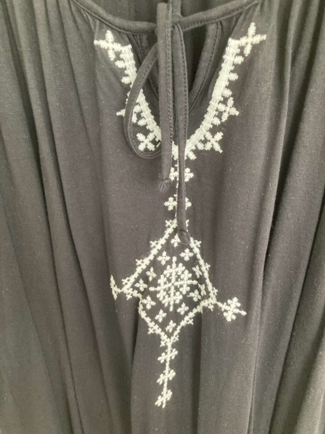 Old Navy Embroidered Top image indicator(2)