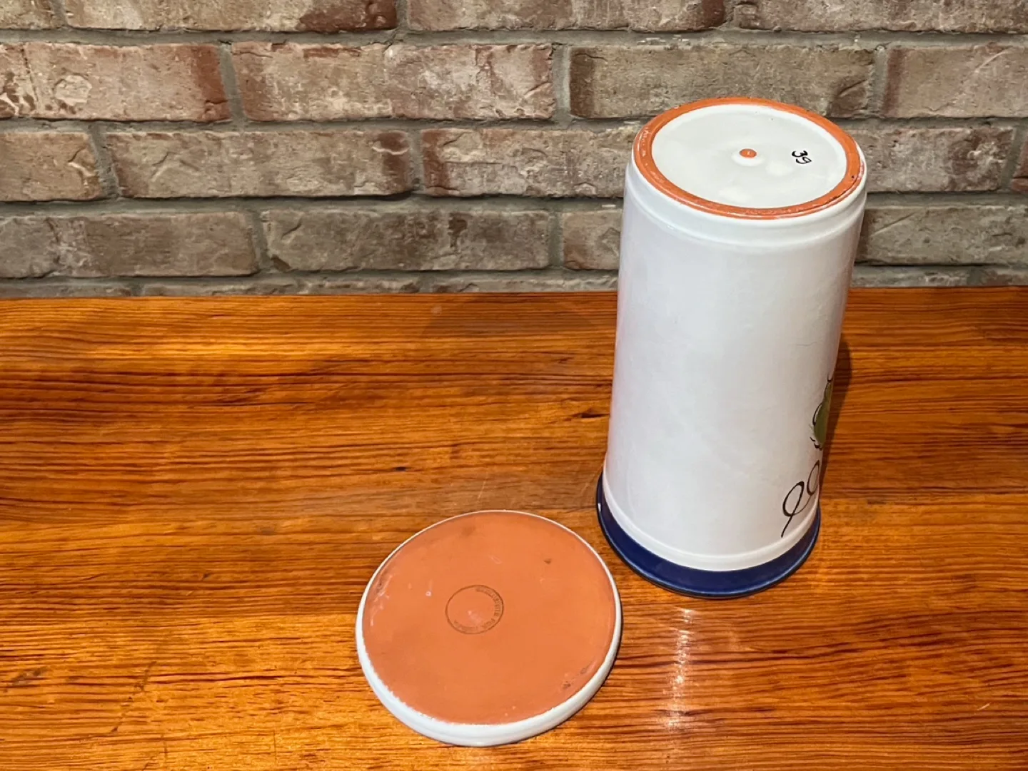 Terracotta Wine Cooler with Saucer image indicator(4)