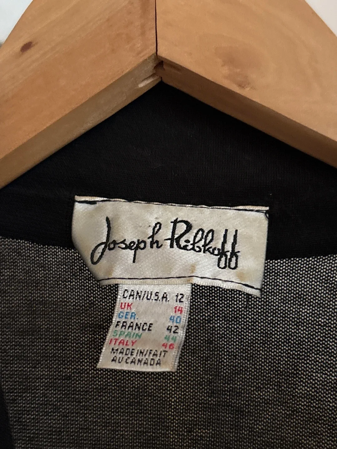 Chic black sleeveless dress image indicator(3)