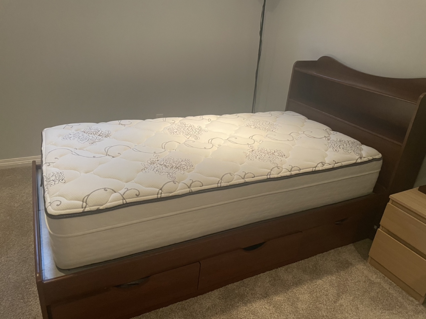 Single bed mattress and bed frame with storage drawers - photo 5