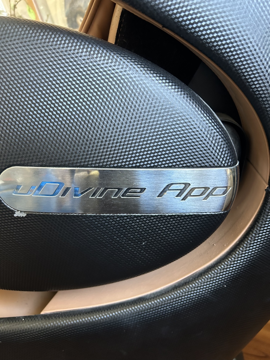 OSIM uDivine App Massage Chair - photo 4