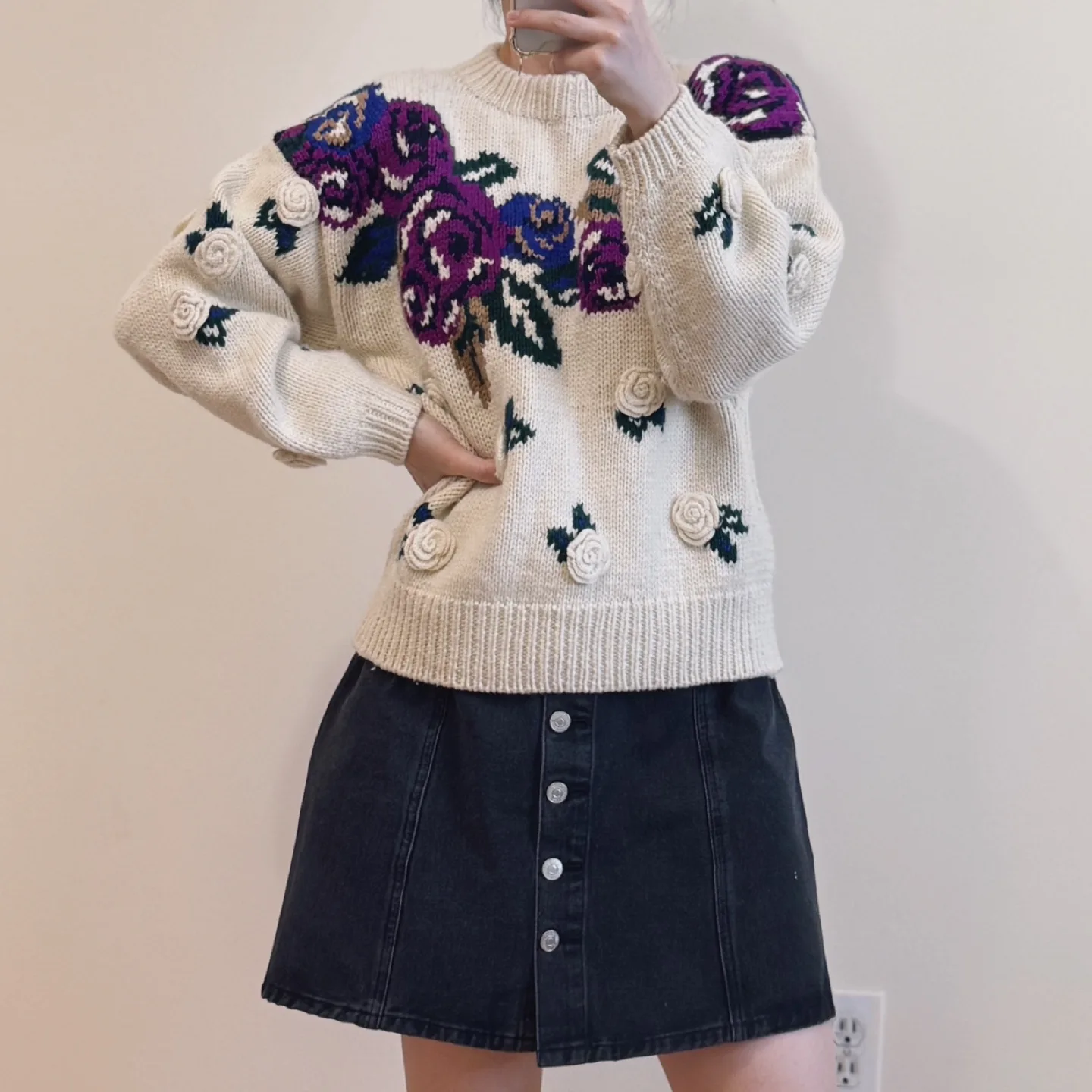 Vintage Ivory & Purple crochet rosettes Knit Sweater image indicator(2)