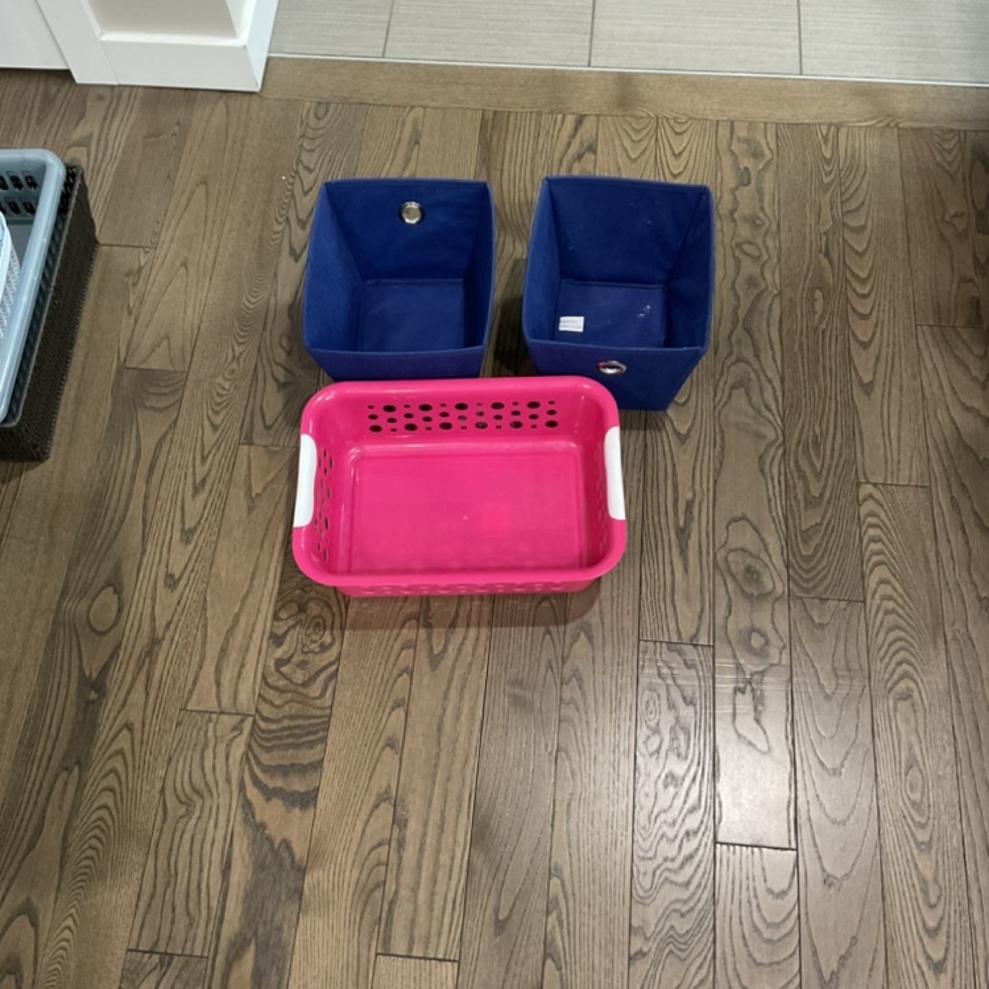 Lot of 25 Storage Baskets and Bins - photo 5