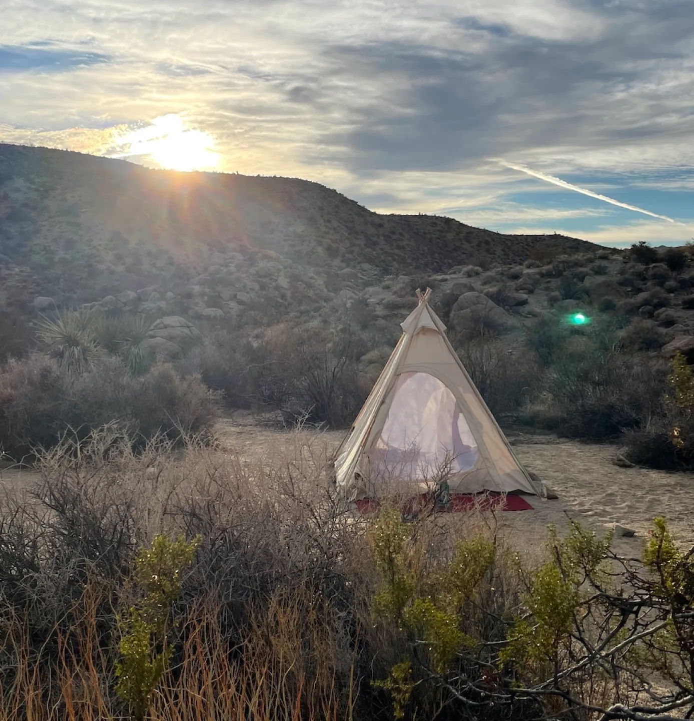 “Teepee” outdoor pyramid tent (3-4 person) image indicator(2)