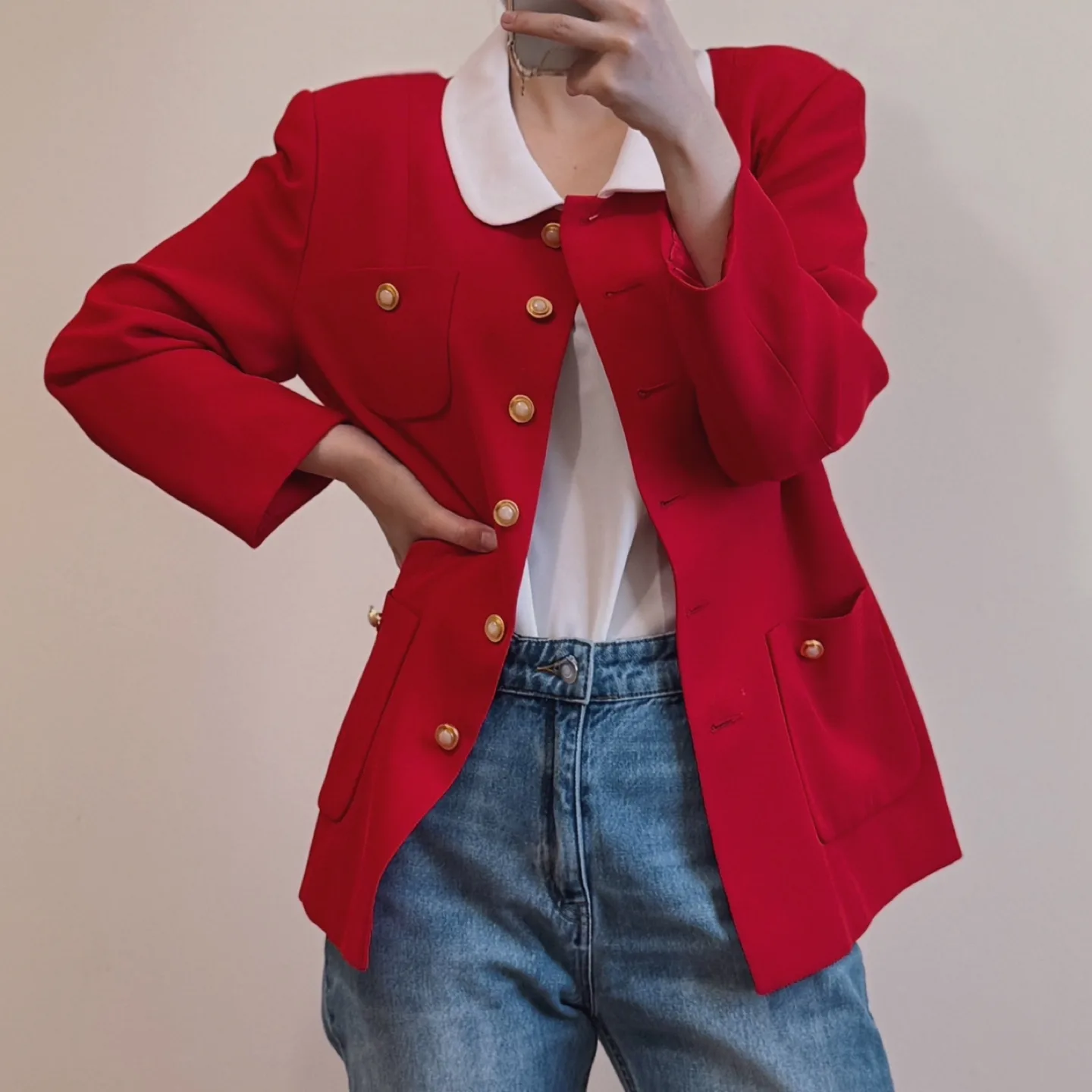 Vintage Red Pearl Button Blazer with White Collar image indicator(7)