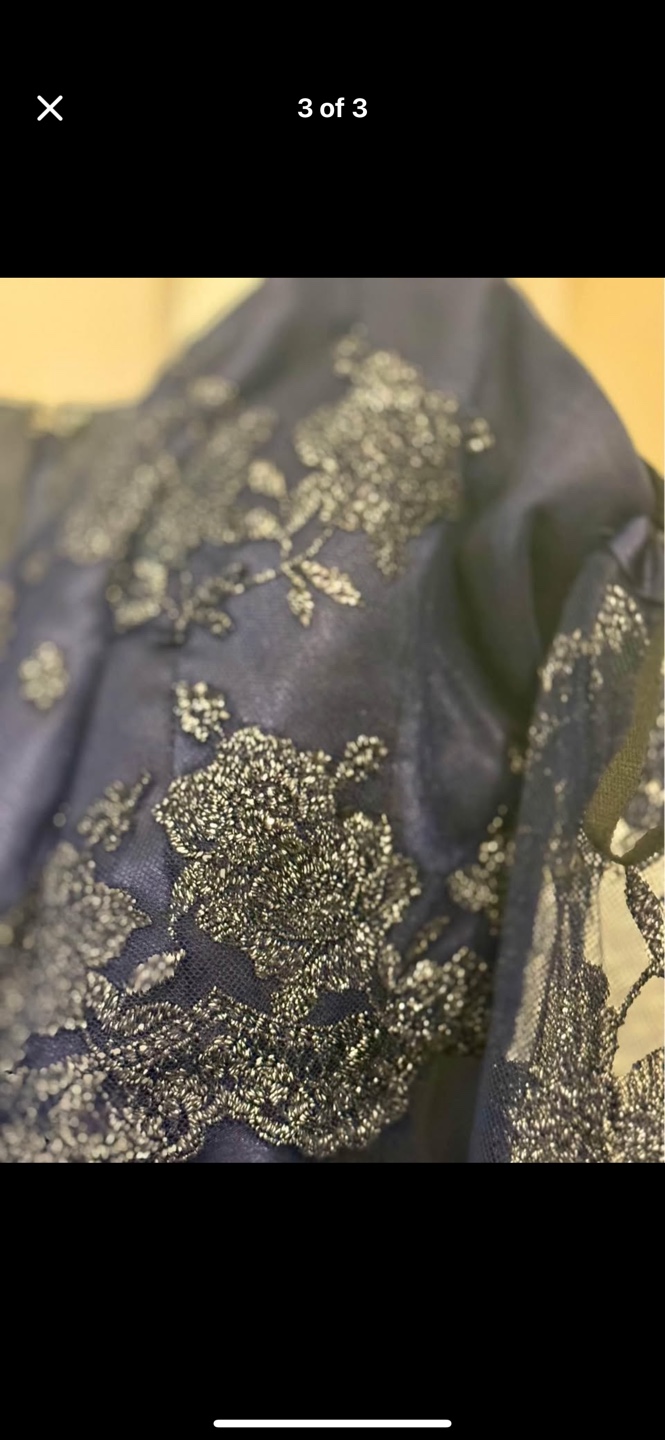 Navy blue formal dress with lace detail - photo 3