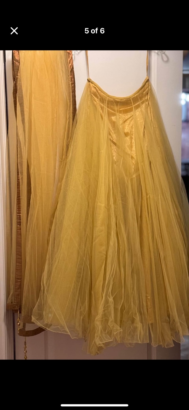 Gorgeous Pink and Gold Indian Wedding Outfit - photo 5