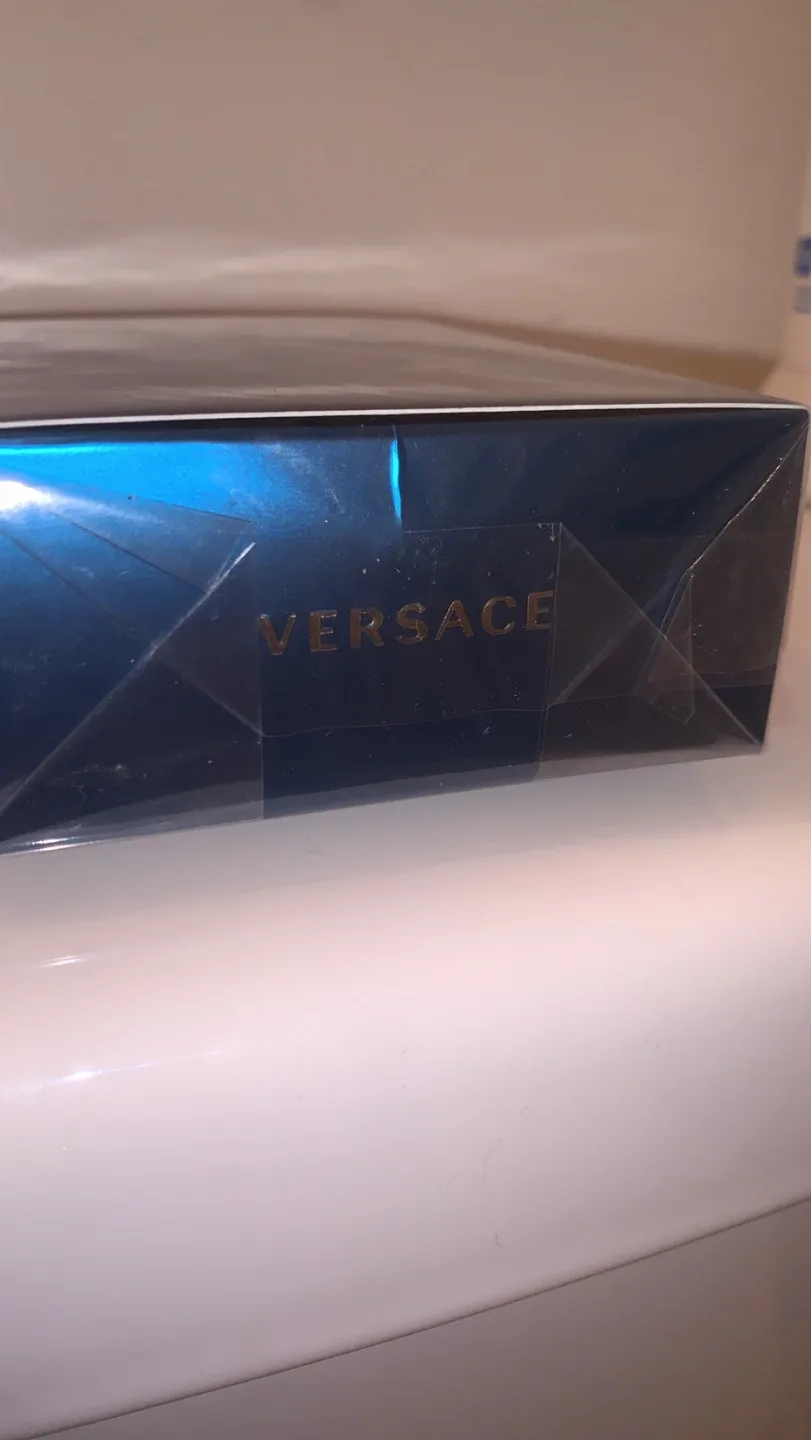 Versace Eros Eau de Parfum 100ml image indicator(2)