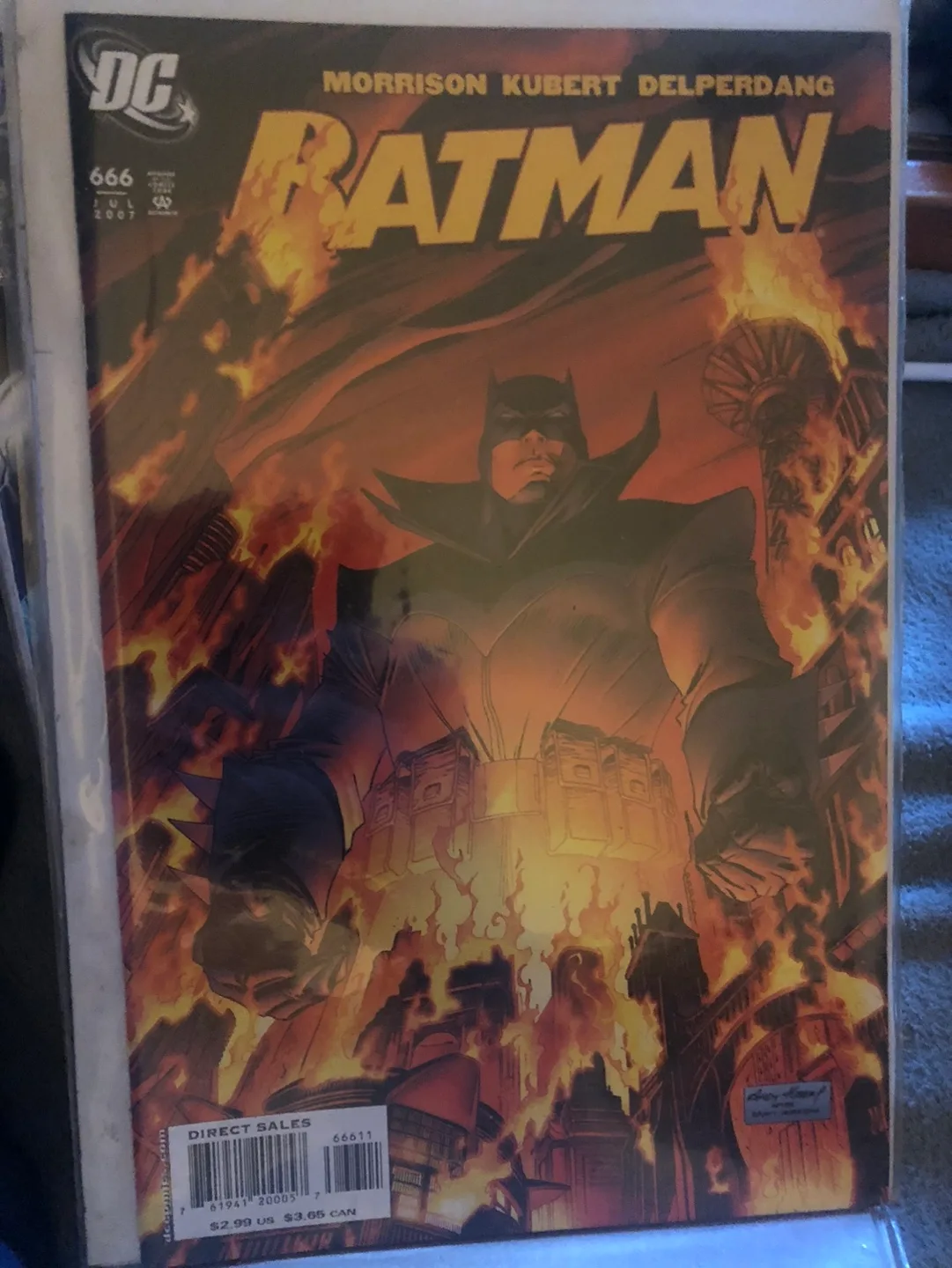 Batman Comics - Morrison Gaiman Daniel image indicator(2)