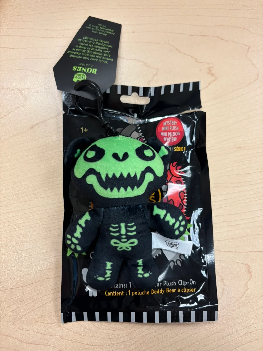 Deddy Bears Bones Series 1 Mystery Mini Plush Clip-On image indicator(3)
