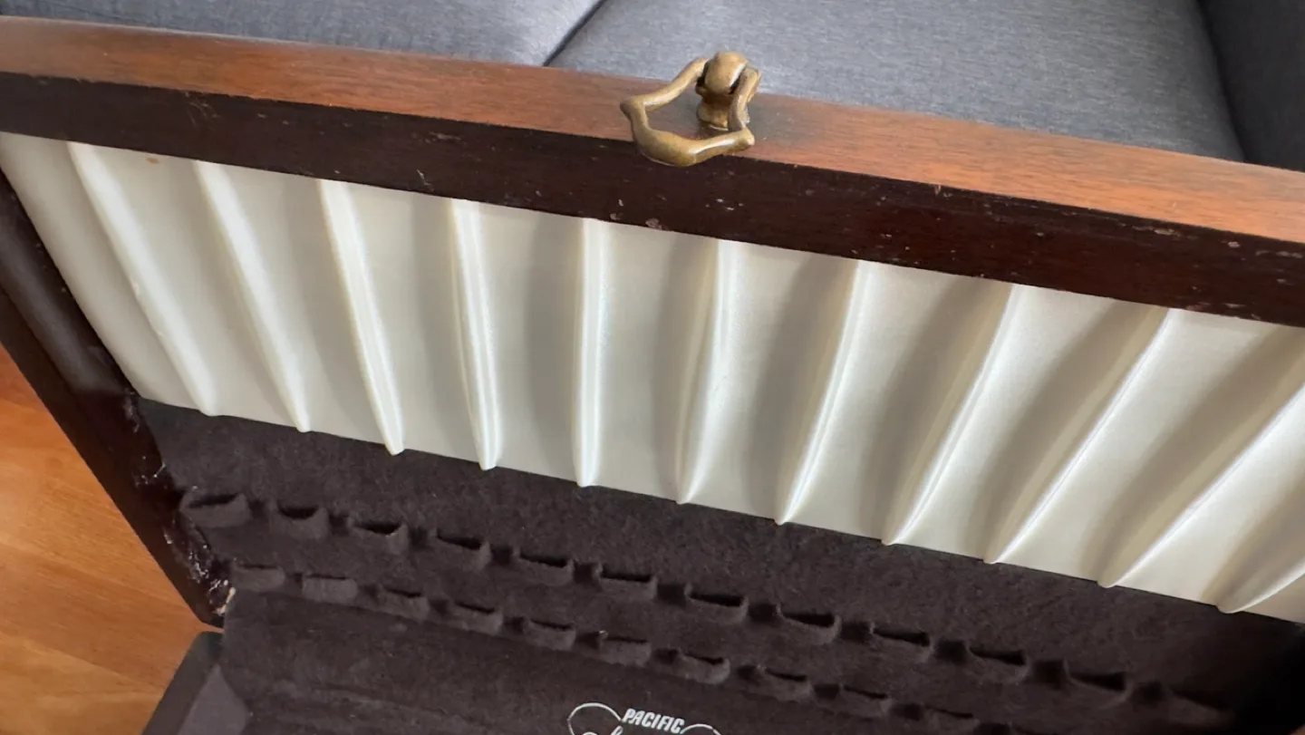 Vintage 1950s Mahogany Silverware Box image indicator(5)