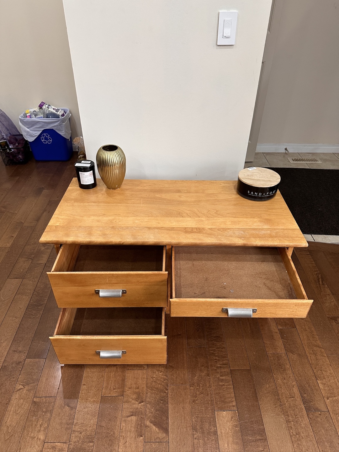 Small Solid Wood Desk with Three Drawers - photo 3