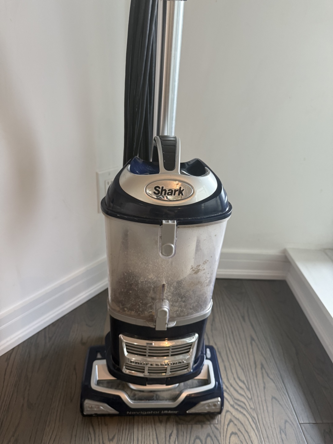 Shark Navigator Lift-Away Vacuum