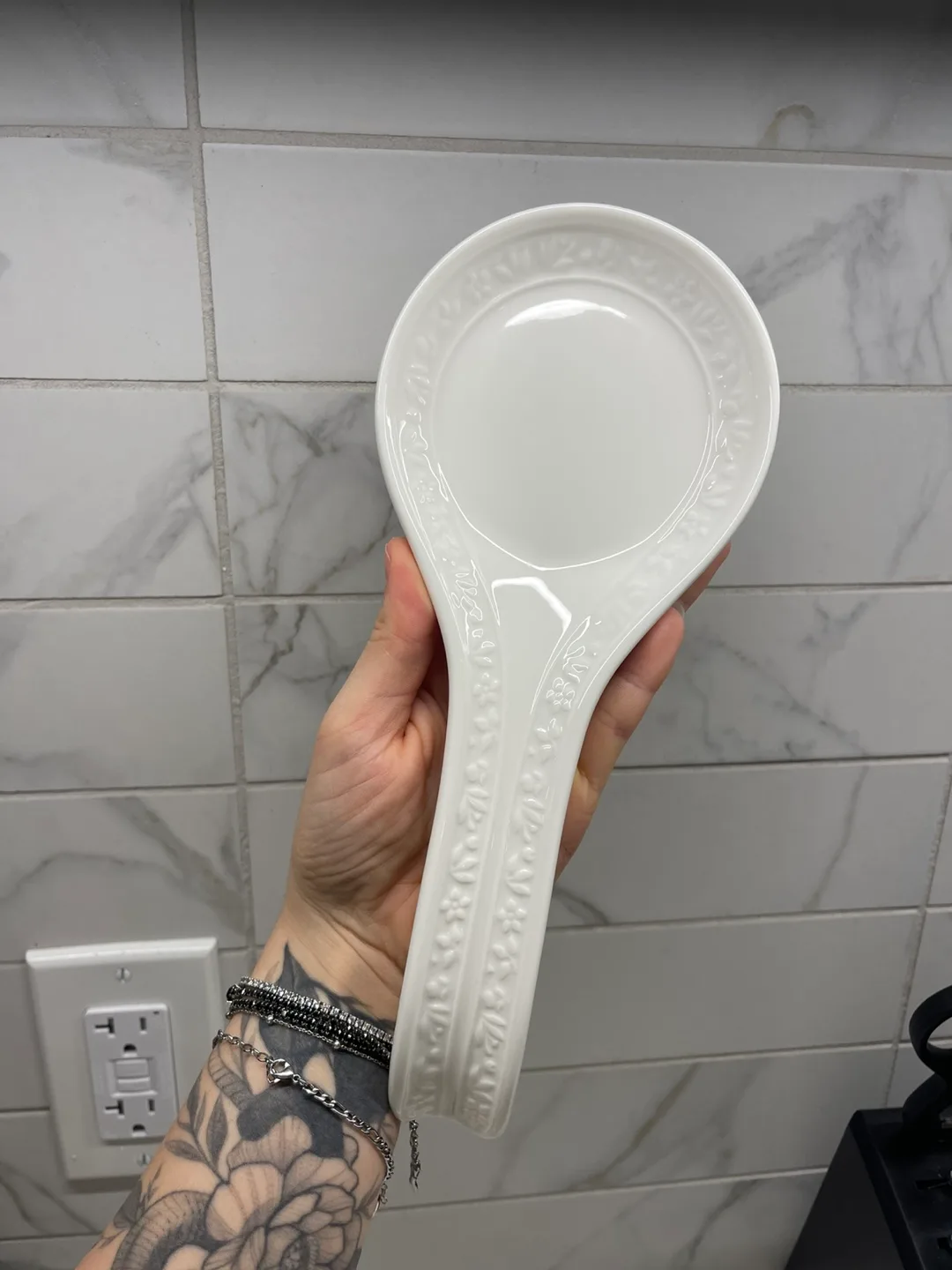 White Ceramic Spoon Rest thumbnail